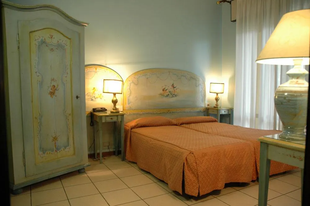 Hotel Ariston Mestre 3*,  Italien